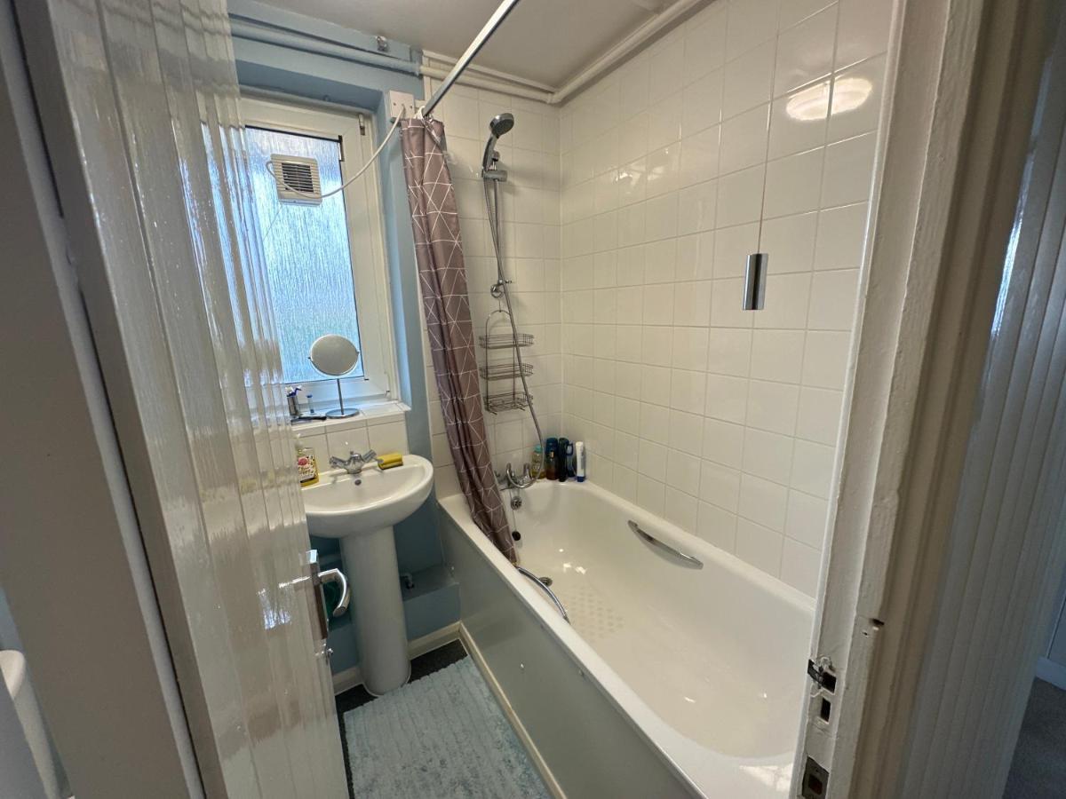 Cozy Room In Shared Home Near Canary Wharf Londyn Zewnętrze zdjęcie